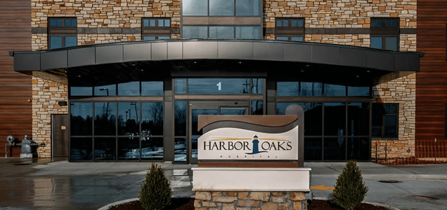 Harbor Oaks Hospital - Mental Health Treatment Program
